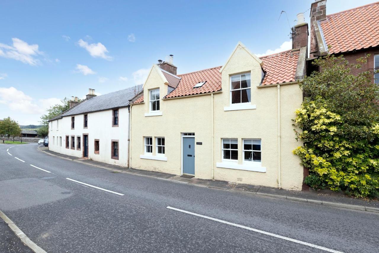 2 Bed Haywood Cottage With Garden Stenton Exteriér fotografie